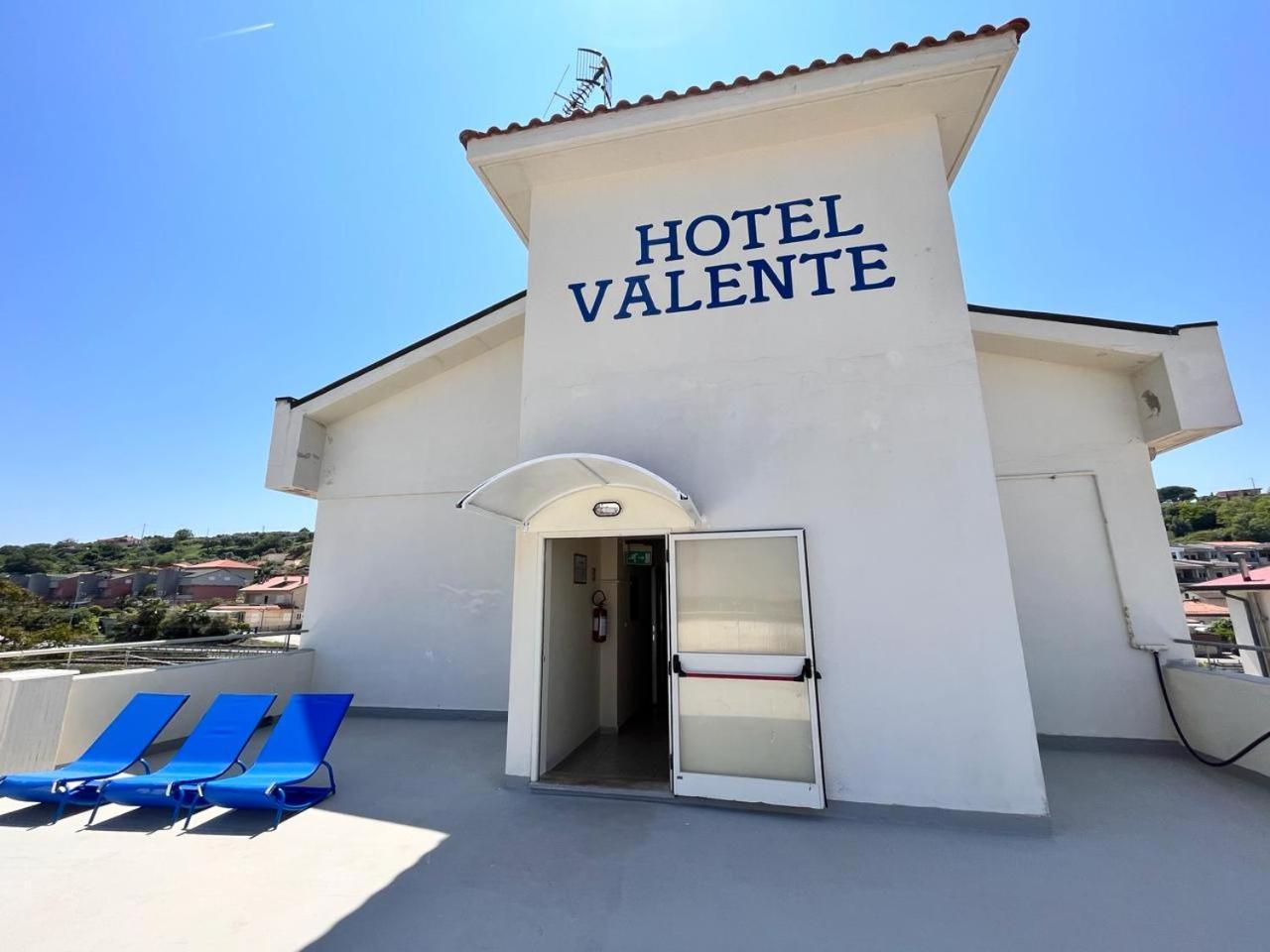 Hotel Valente Ортона Экстерьер фото